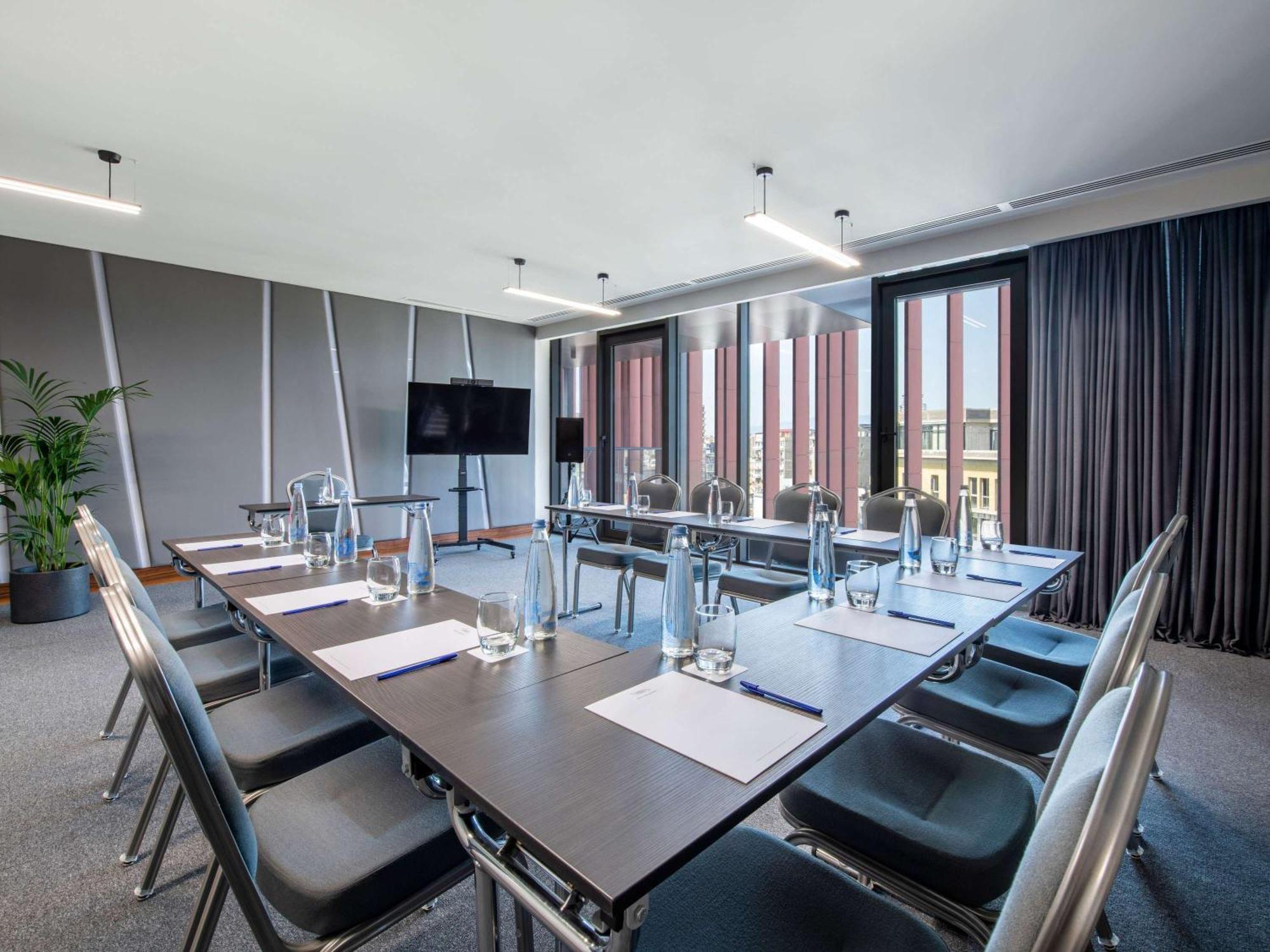 Tbilisi Philharmonic Hotel By Mercure Exterior photo